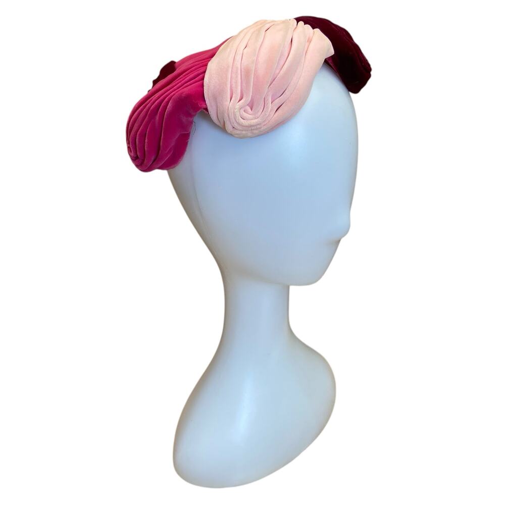 1950s Vintage Flo-Dénis Velvet Tilt Hat Fuchsia Burgundy Pink Sculptural